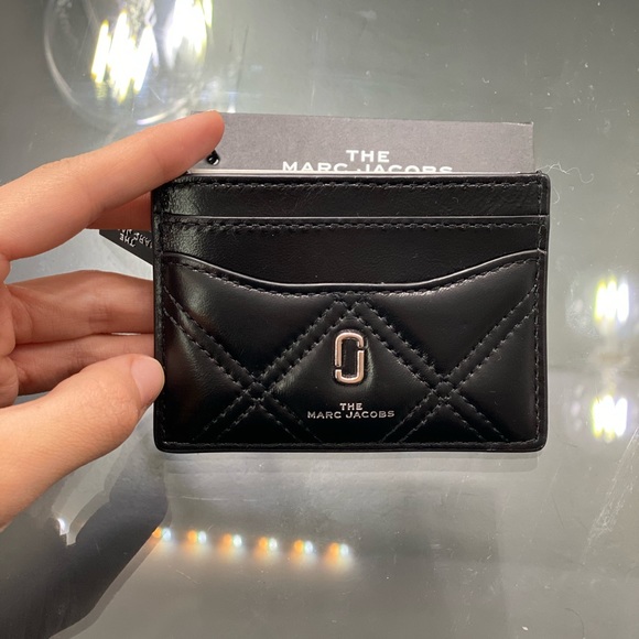 The Marc Jacobs Quilted Leather Card Case in Black - Picture 2 of 8